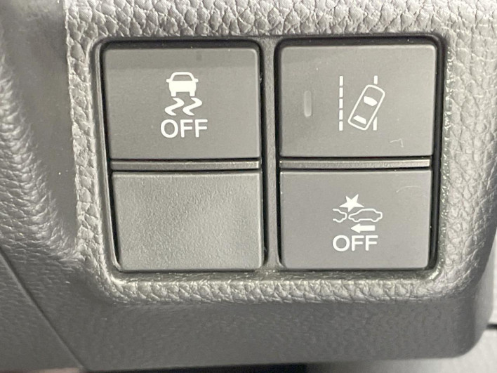 2018 Honda N-BOX CUSTOM DBA-JF4 (UW-69f495cc377ee)[21]