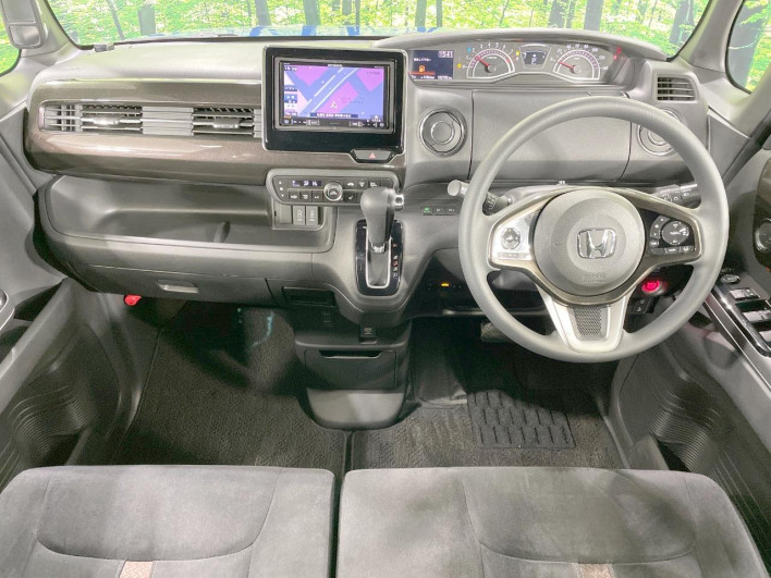2018 Honda N-BOX CUSTOM DBA-JF4 (UW-69f495cc377ee)[9]