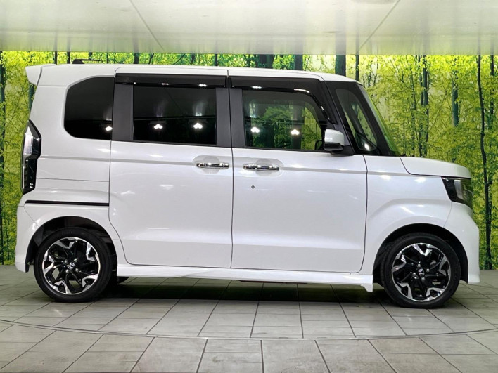 2019 Honda N-BOX CUSTOM DBA-JF4 (UW-69f495cc98961)[17]