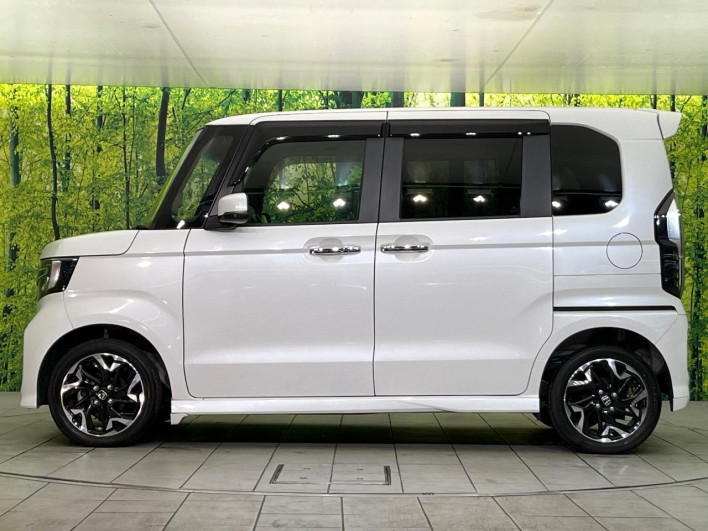 2019 Honda N-BOX CUSTOM DBA-JF4 (UW-69f495cc98961)[13]