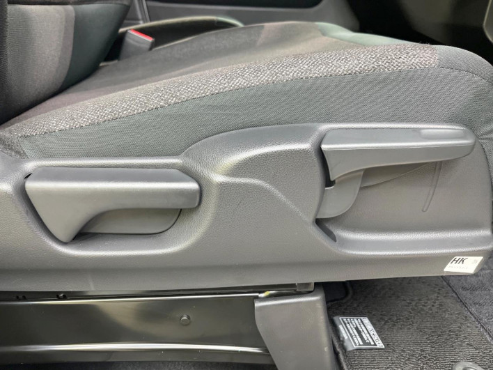 2025 Honda N-BOX CUSTOM 6BA-JF5 (UW-69f495d01be02)[19]
