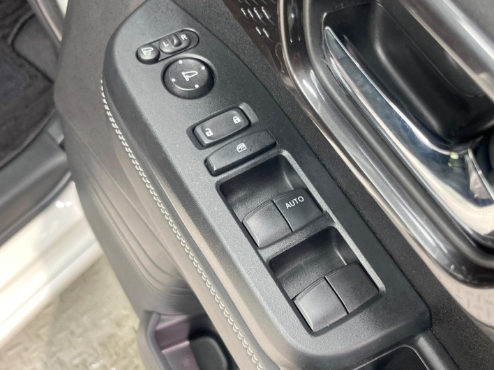2024 Honda N-BOX CUSTOM 6BA-JF5 (UW-69f495d0bc215)[27]