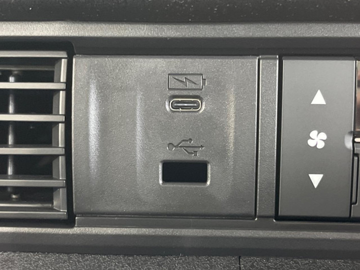 2026 Honda N-BOX CUSTOM 6BA-JF5 (UW-69f495d267fcf)[26]