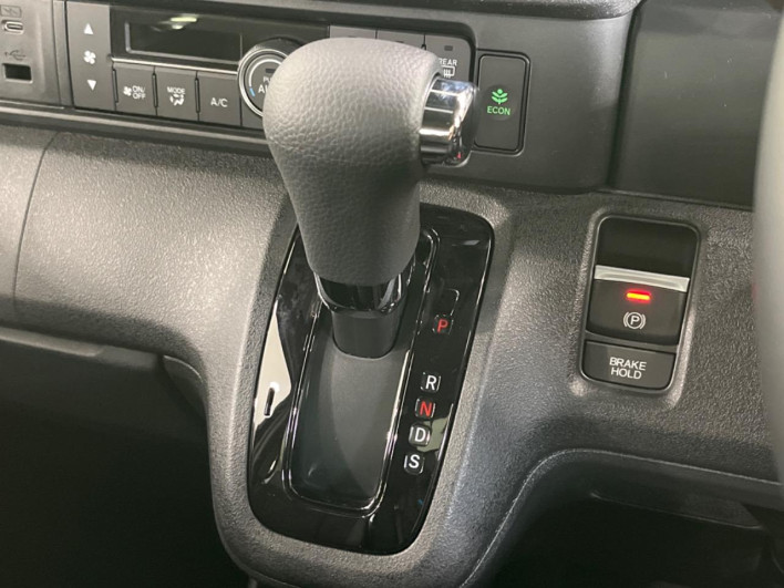 2026 Honda N-BOX CUSTOM 6BA-JF5 (UW-69f495d267fcf)[28]