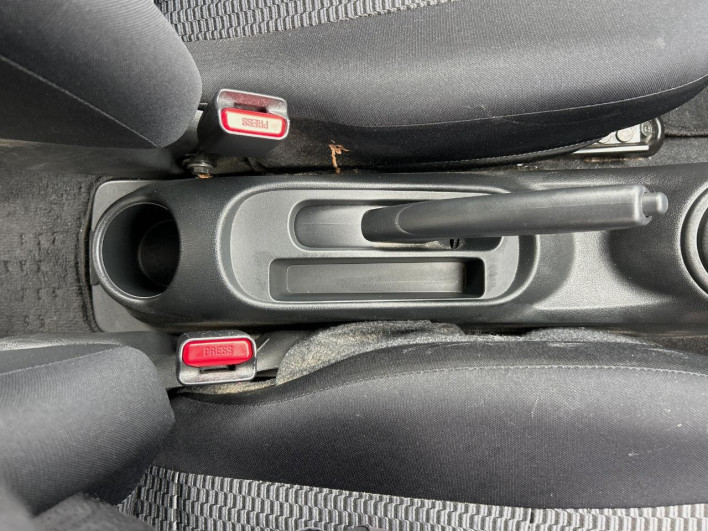 2016 Nissan March DBA-K13 (UW-69f495db3f5c9)[26]