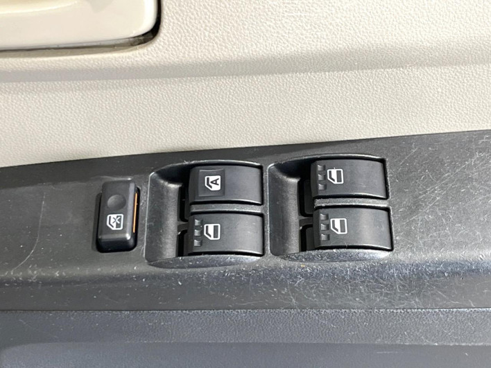 2014 Daihatsu Mira DBA-L285S (UW-69f495e71d70f)[13]