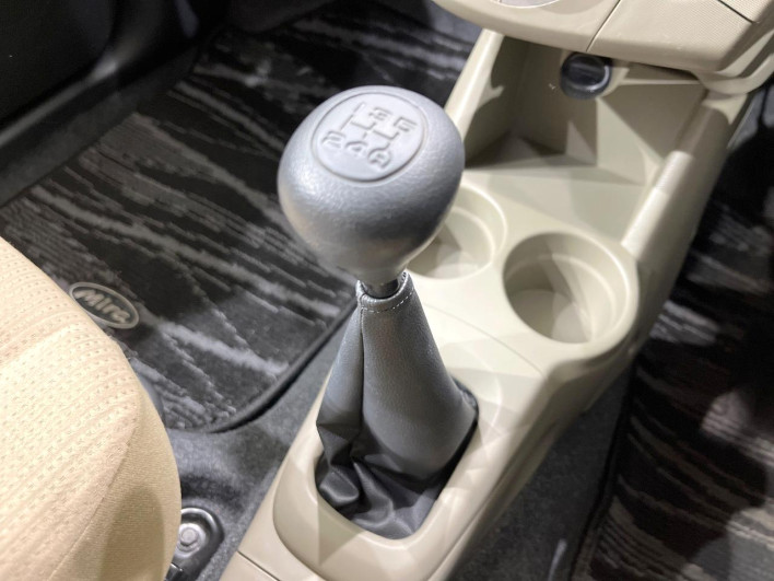 2014 Daihatsu Mira DBA-L285S (UW-69f495e71d70f)[19]