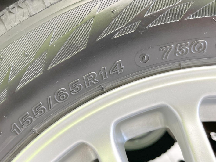 2015 Toyota Pixis Space DBA-L575A (UW-69f495e938433)[17]