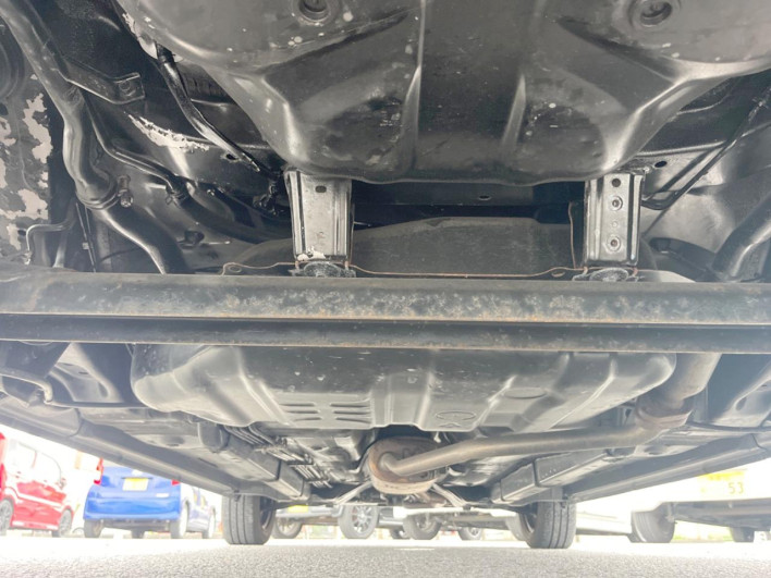 2014 Daihatsu Move Conte DBA-L575S (UW-69f495e9a0015)[23]