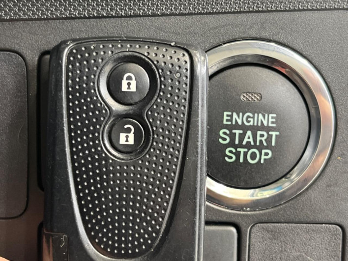 2013 Subaru Stella DBA-LA100F (UW-69f495eb682e6)[26]