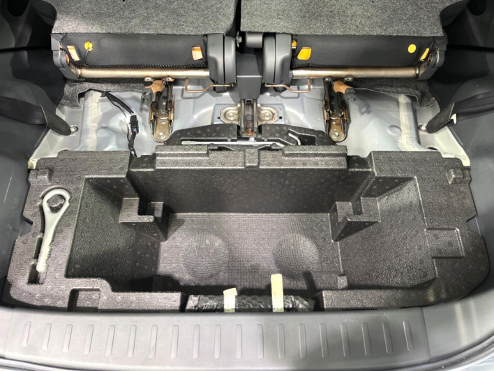 2013 Daihatsu Move DBA-LA100S (UW-69f495ec20980)[16]