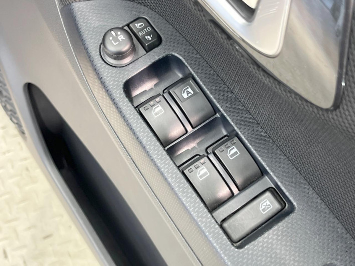 2019 Subaru Stella DBA-LA150F (UW-69f495ed38cca)[26]