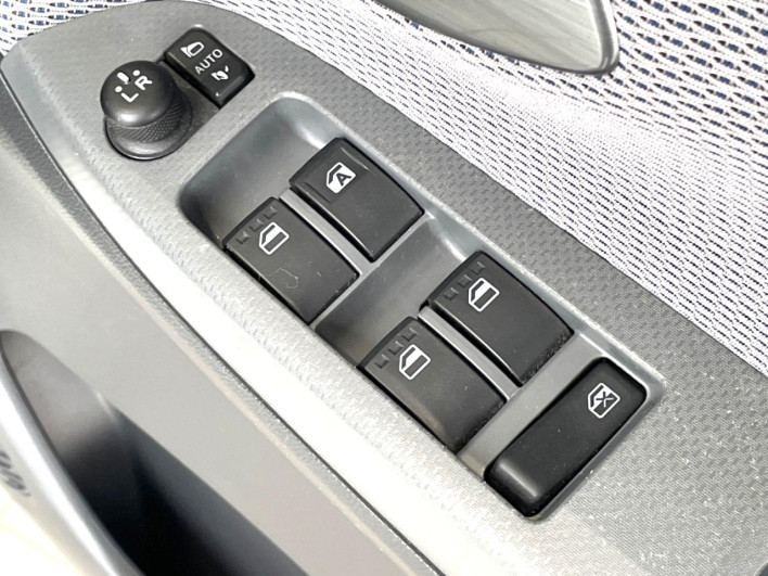 2015 Daihatsu Move DBA-LA160S (UW-69f495edba3d3)[14]