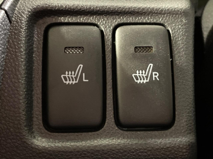 2017 Daihatsu Cast DBA-LA250S (UW-69f495ee86dfd)[19]
