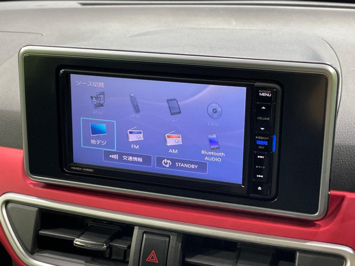 2017 Daihatsu Cast DBA-LA250S (UW-69f495ee86dfd)[24]
