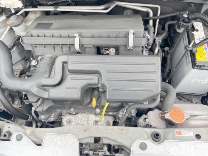 2016 Toyota Pixis Epoch DBA-LA300A (UW-69f495efe56d4)[18]