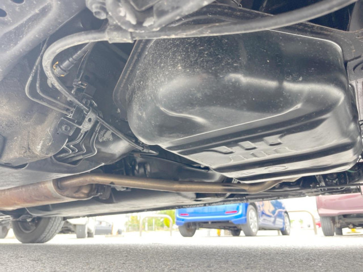 2016 Toyota Pixis Epoch DBA-LA300A (UW-69f495efe56d4)[25]
