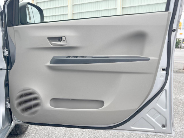 2016 Toyota Pixis Epoch DBA-LA300A (UW-69f495efe56d4)[20]