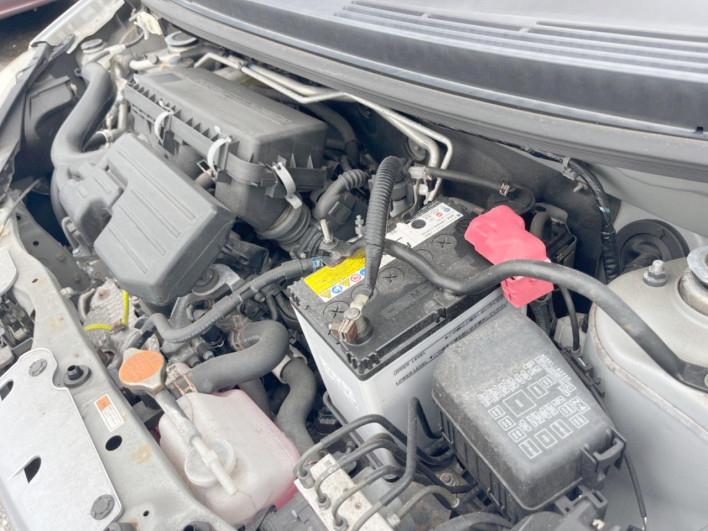 2016 Toyota Pixis Epoch DBA-LA300A (UW-69f495efe56d4)[19]