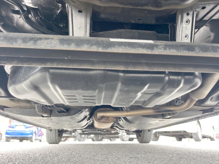 2016 Toyota Pixis Epoch DBA-LA300A (UW-69f495efe56d4)[23]