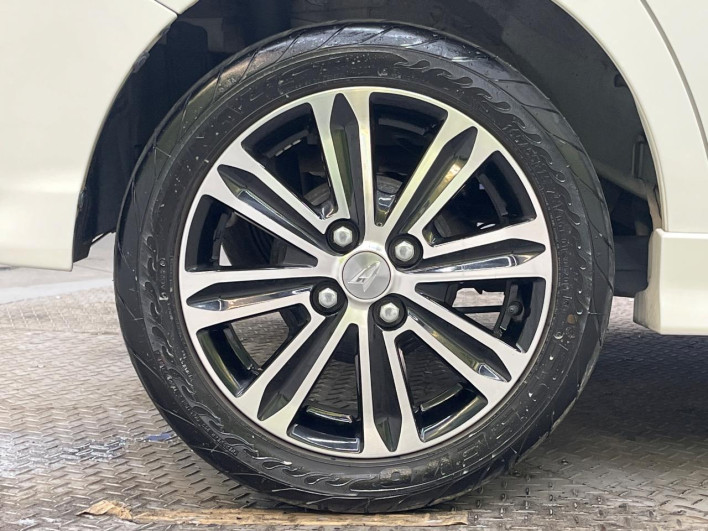 2018 Daihatsu Tanto DBA-LA600S (UW-69f495fa203e2)[16]