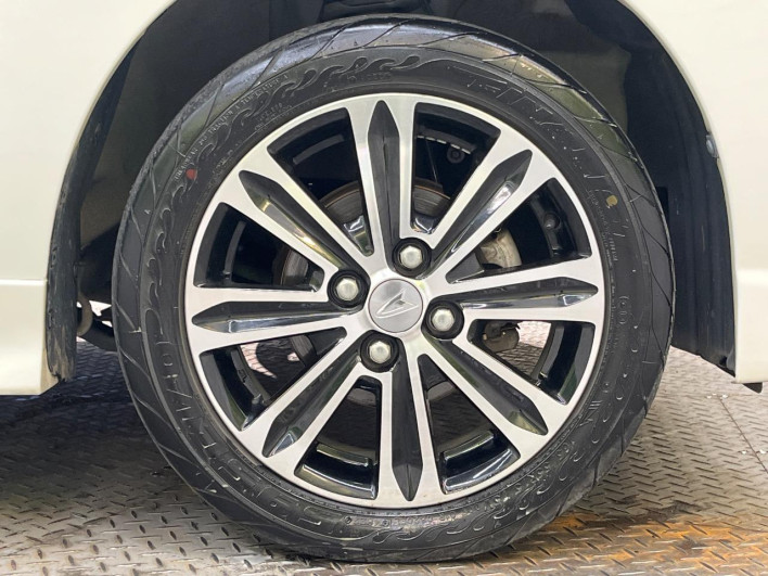 2018 Daihatsu Tanto DBA-LA600S (UW-69f495fa203e2)[17]