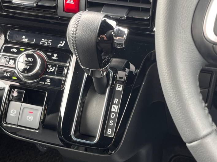 2023 Daihatsu Tanto 5BA-LA650S (UW-69f495fccf45f)[20]