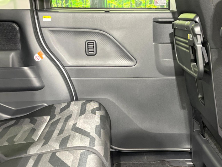 2023 Daihatsu Tanto 5BA-LA650S (UW-69f495fcddd63)[6]