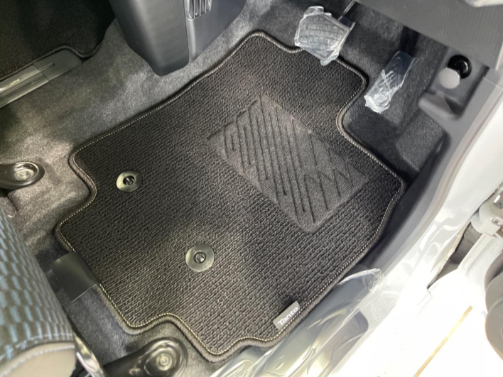 2025 Daihatsu Tanto 5BA-LA650S (UW-69f495ff53be1)[24]
