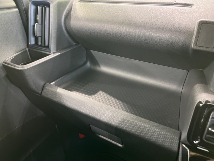 2025 Daihatsu Tanto 5BA-LA650S (UW-69f495ff53be1)[28]