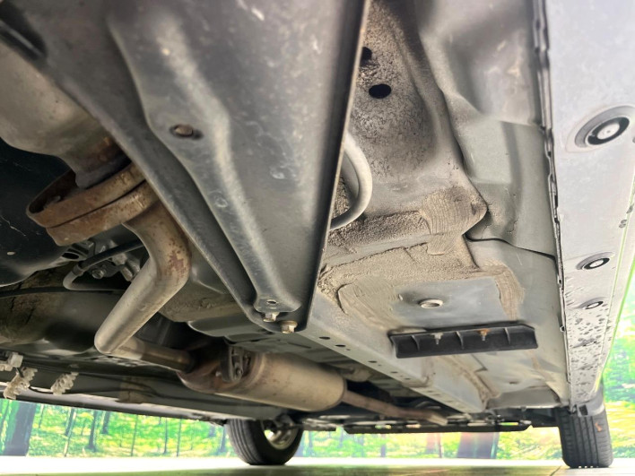 2015 Daihatsu Wake DBA-LA700S (UW-69f496014f0cd)[25]