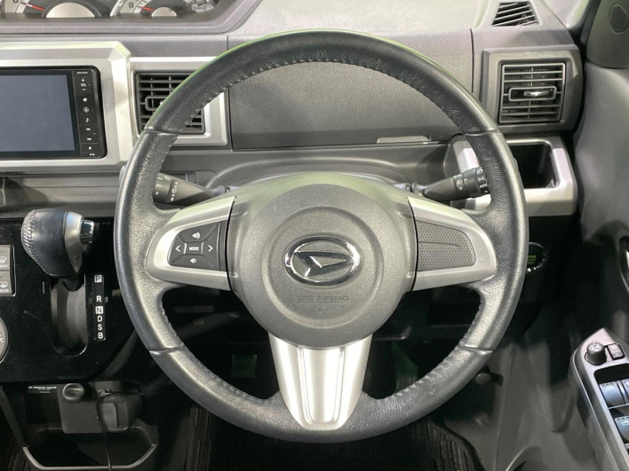 2016 Daihatsu Wake DBA-LA700S (UW-69f4960157be2)[21]
