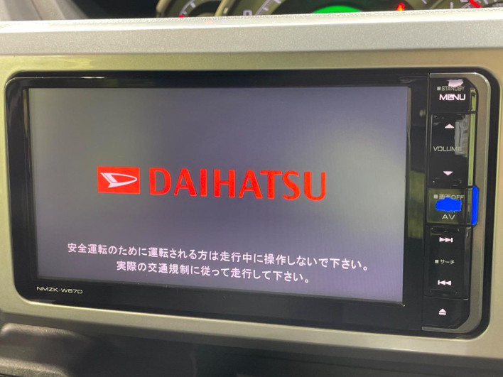 2017 Daihatsu Wake DBA-LA700S (UW-69f49601d0a1f)[11]