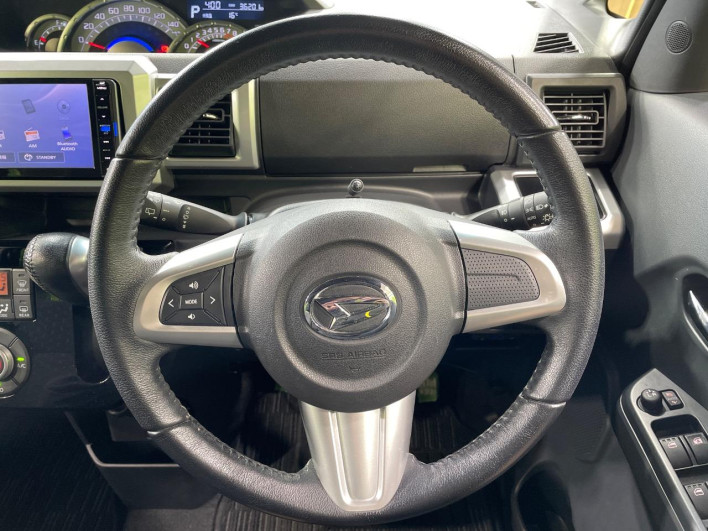 2017 Daihatsu Wake DBA-LA700S (UW-69f49601d0a1f)[19]