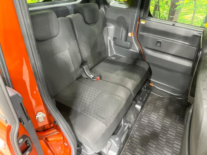 2017 Daihatsu Wake DBA-LA700S (UW-69f49601d0a1f)[6]