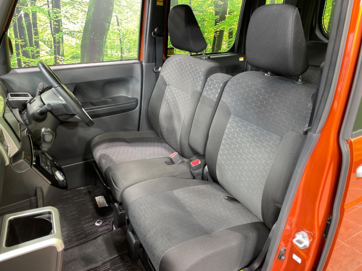 2017 Daihatsu Wake DBA-LA700S (UW-69f49601d0a1f)[10]