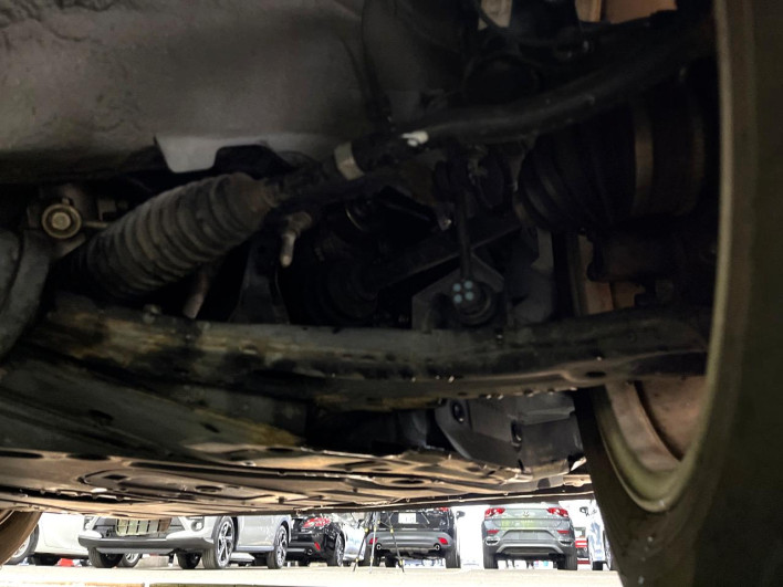 2014 Mazda MPV DBA-LY3P (UW-69f4960c66893)[25]