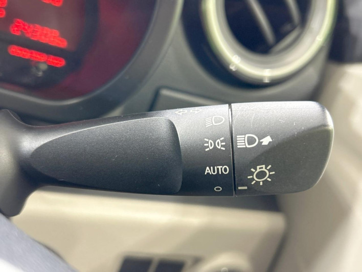 2017 Toyota Passo DBA-M700A (UW-69f4960d92f9e)[29]