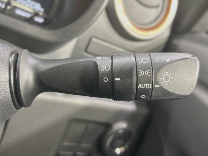 2019 Daihatsu Boon 5BA-M700S (UW-69f4960e6d222)[29]