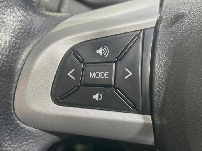 2019 Daihatsu Boon 5BA-M700S (UW-69f4960e6d222)[28]
