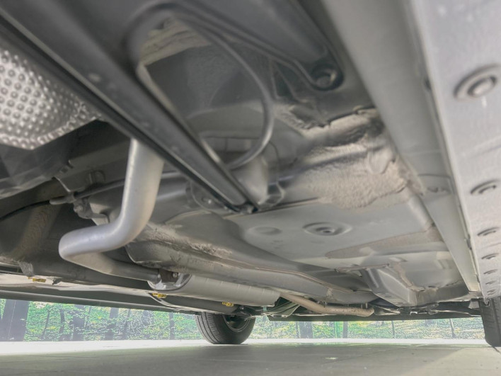 2019 Daihatsu Boon 5BA-M700S (UW-69f4960e6d222)[12]