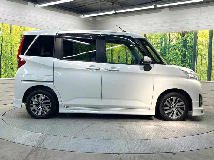 2017 Toyota Roomy DBA-M900A (UW-69f49611535da)[10]