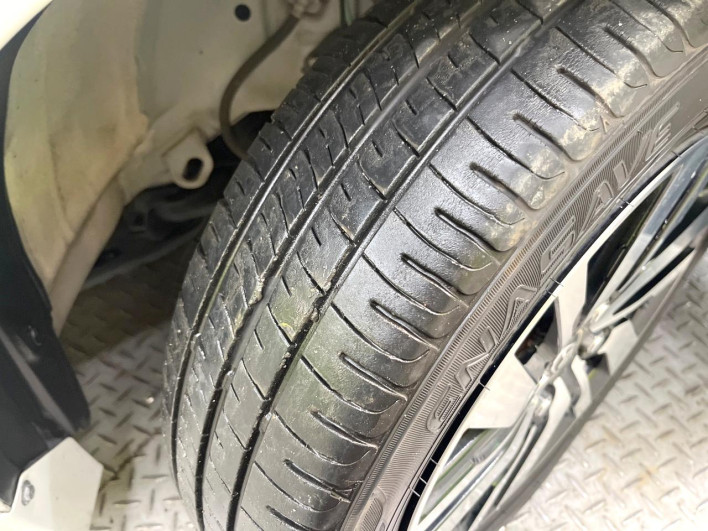 2017 Toyota Roomy DBA-M900A (UW-69f49611535da)[23]