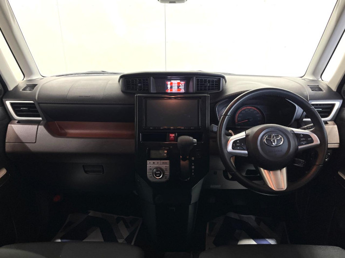2017 Toyota Roomy DBA-M900A (UW-69f496118cf65)[27]