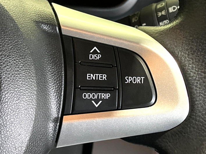 2017 Toyota Roomy DBA-M900A (UW-69f496118cf65)[29]