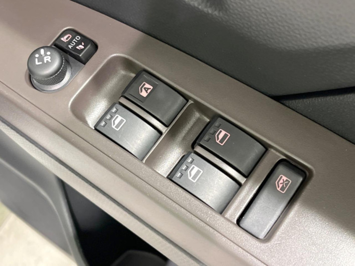 2021 Toyota Roomy 5BA-M900A (UW-69f4961519175)[17]