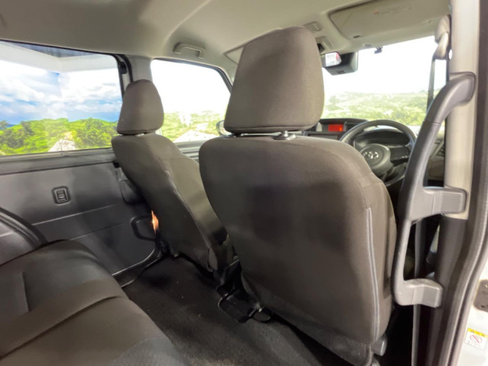 2021 Toyota Roomy 5BA-M900A (UW-69f496155bdb6)[26]