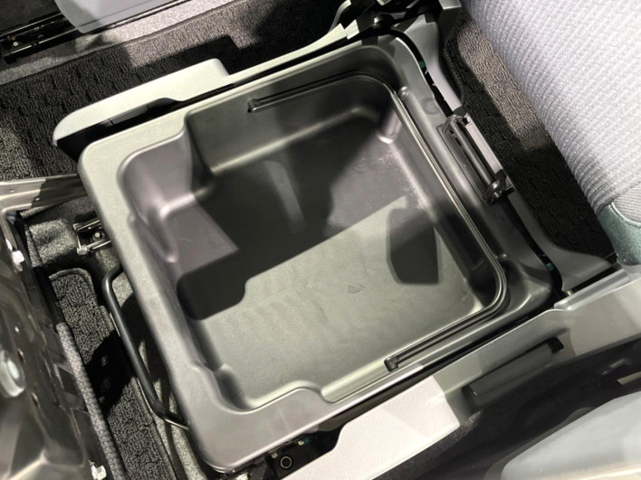 2015 Suzuki Solio DBA-MA15S (UW-69f49619a7424)[28]