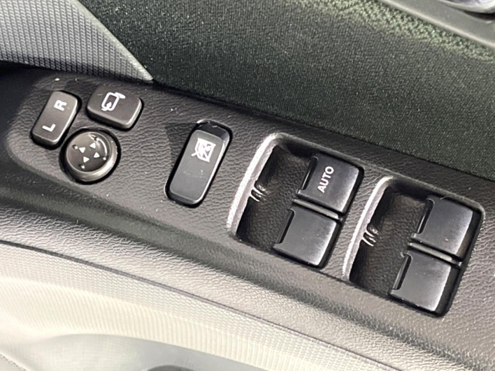 2015 Suzuki Solio DBA-MA15S (UW-69f49619a7424)[11]