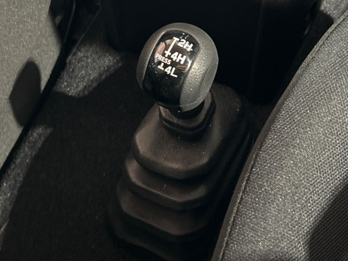 2025 Suzuki Jimny Nomad 3BA-JC74W (UW-69f4961d98b50)[17]